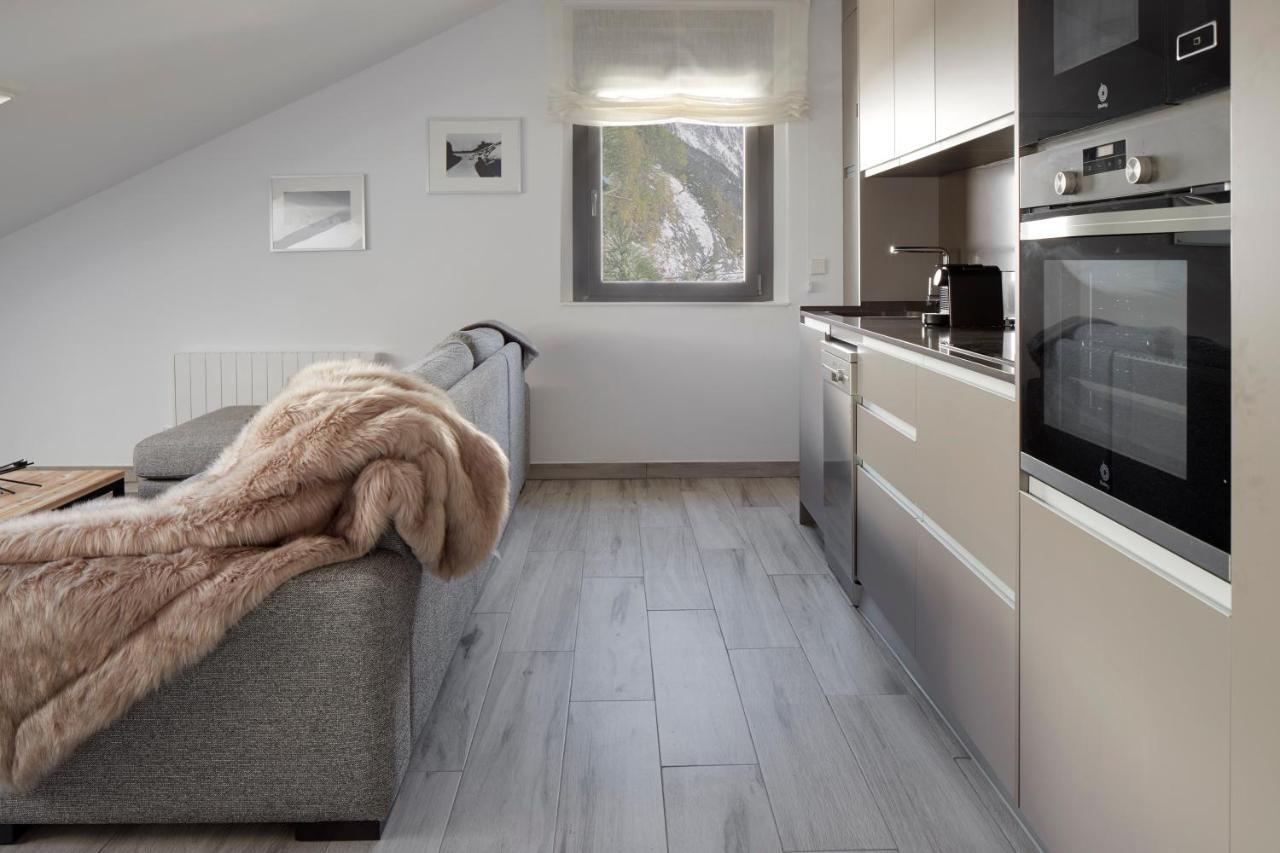 Irissa By Feelfree Rentals Naut Aran المظهر الخارجي الصورة